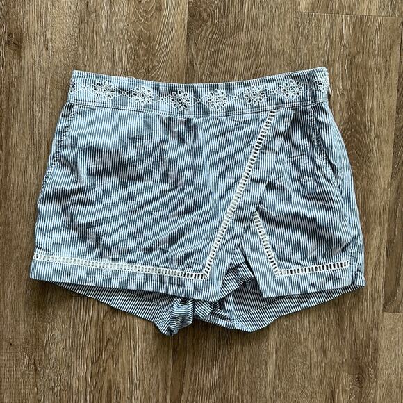 Vineyard Vines Sandbar Stripe Embroidered Skort